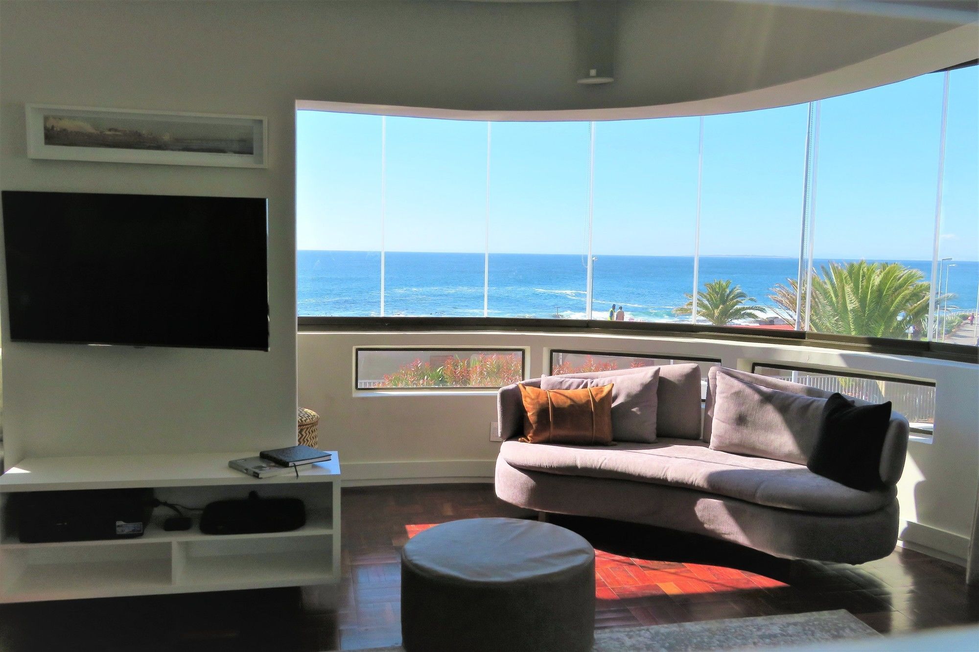 Backup Powered Sea View Apartment On The Promenade Kapstaden Exteriör bild